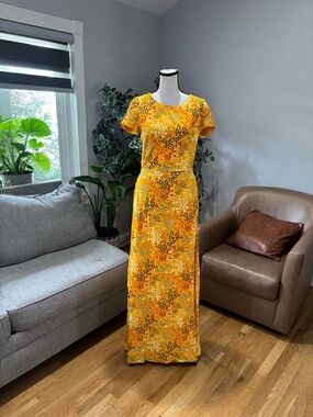 Carolina Herrera Yellow Floral Print Maxi Dress Size :8